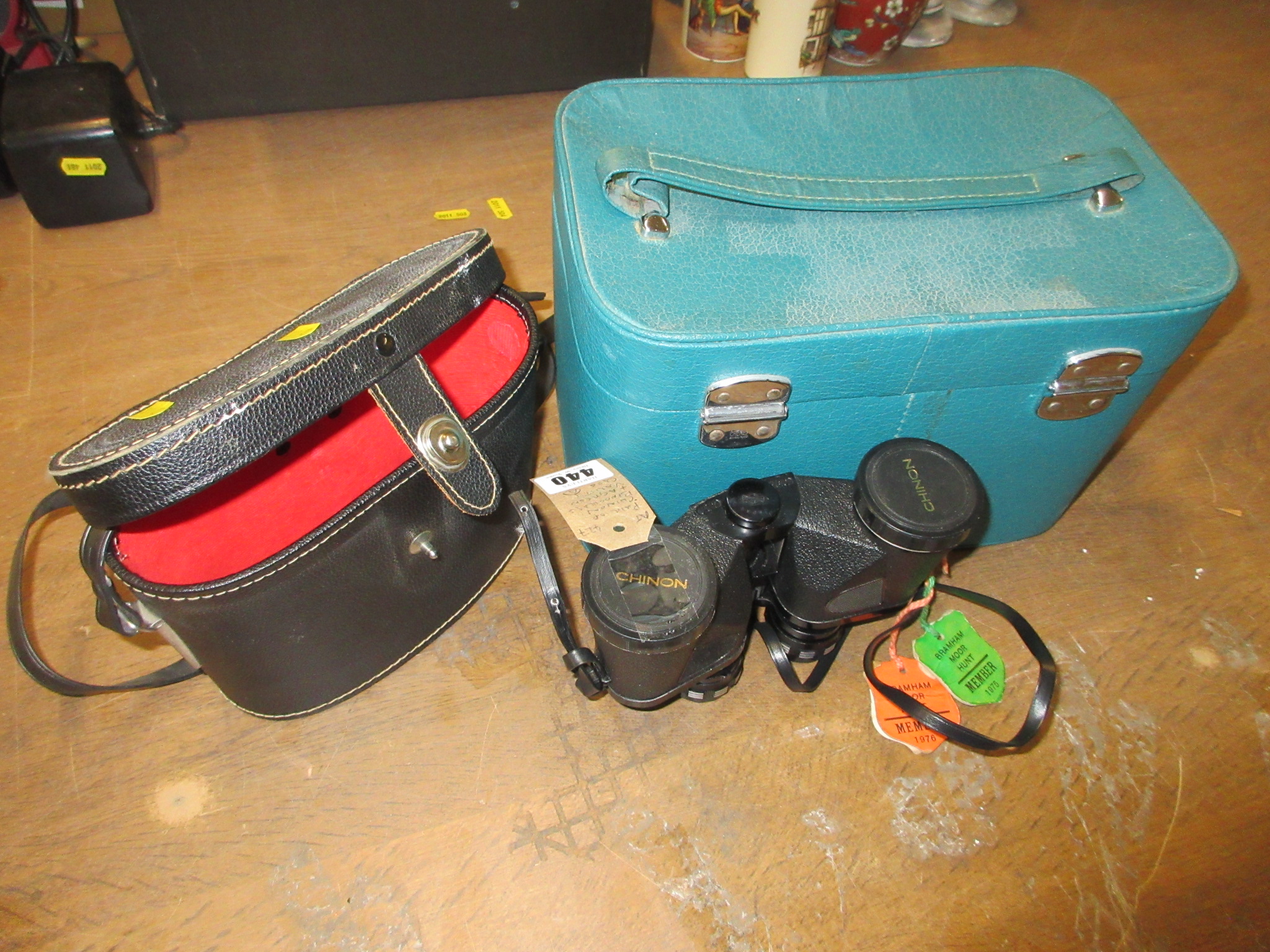 PAIR OF SHINON BINOCULARS AND A GREEN VANITY CASE Image