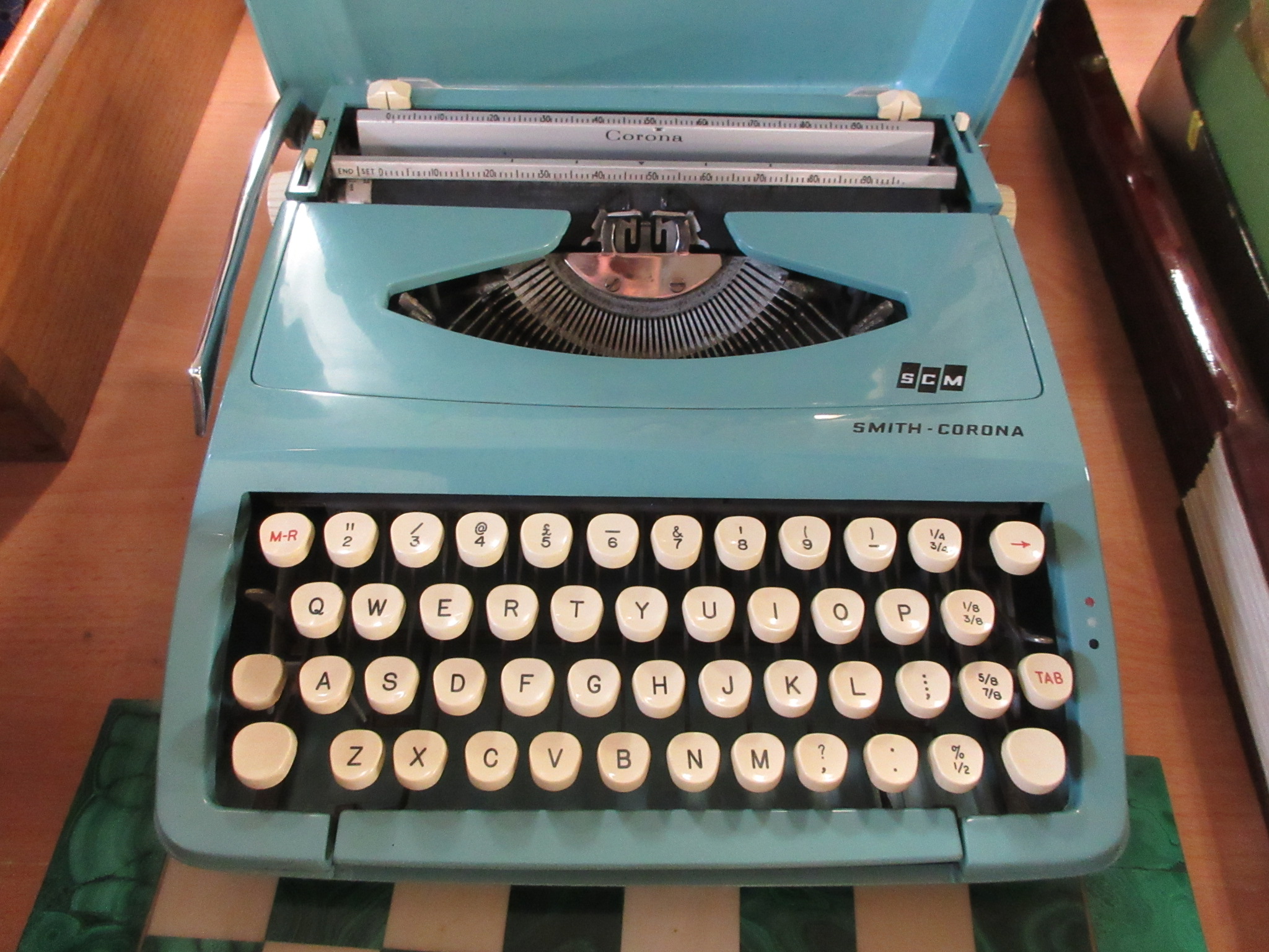 PORTABLE CASED SMITH CORONA TYPEWRITER Image