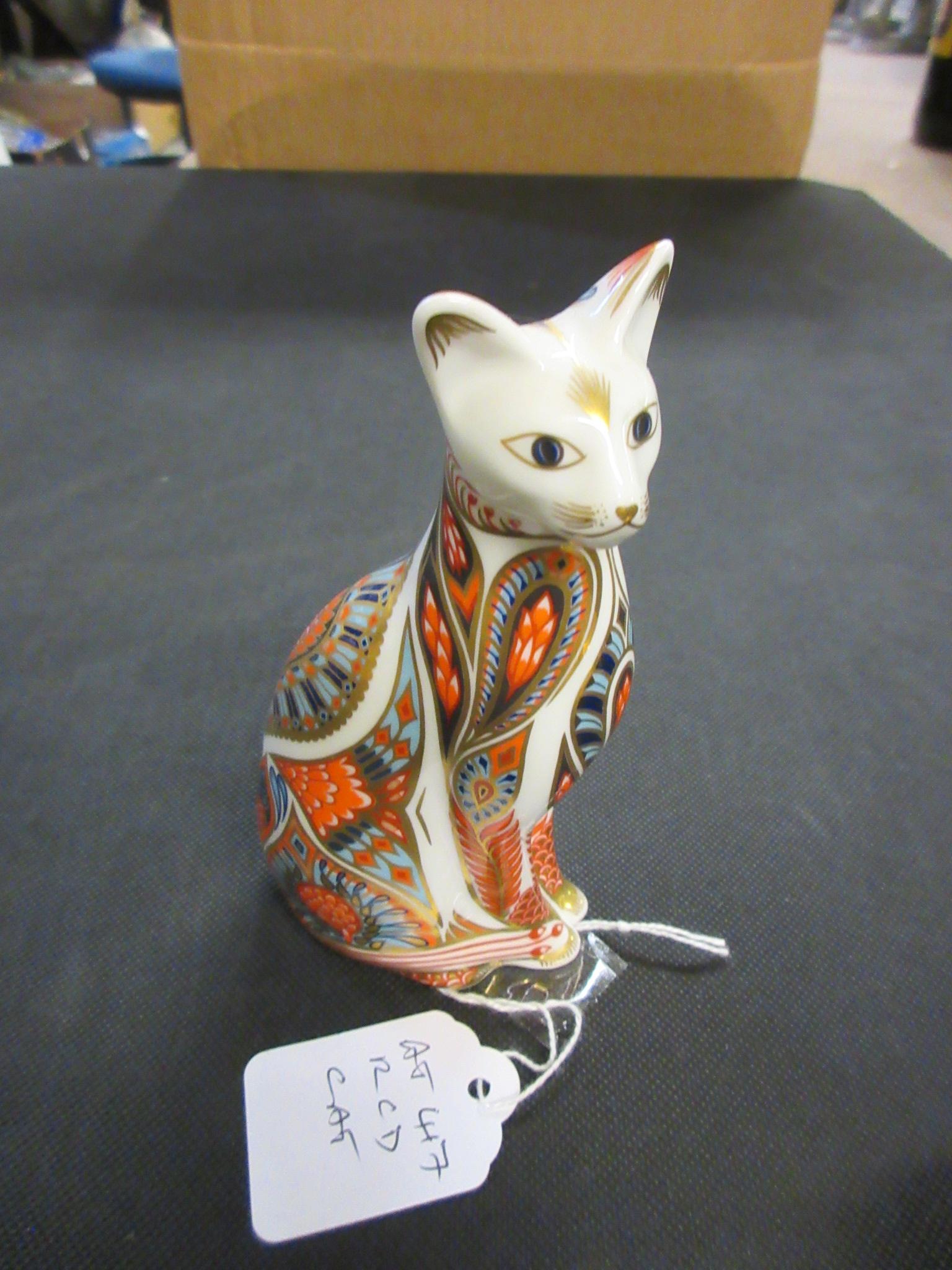 ROYAL CROWN DERBY CAT Image