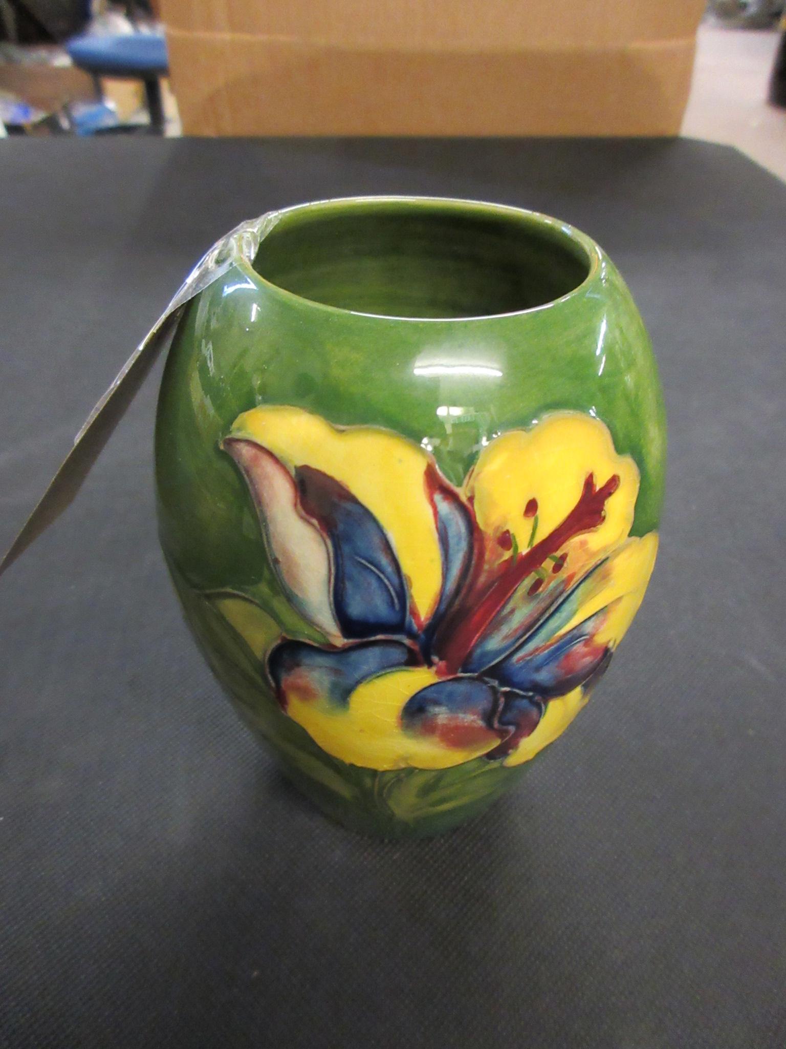 MOORCROFT VASE Image