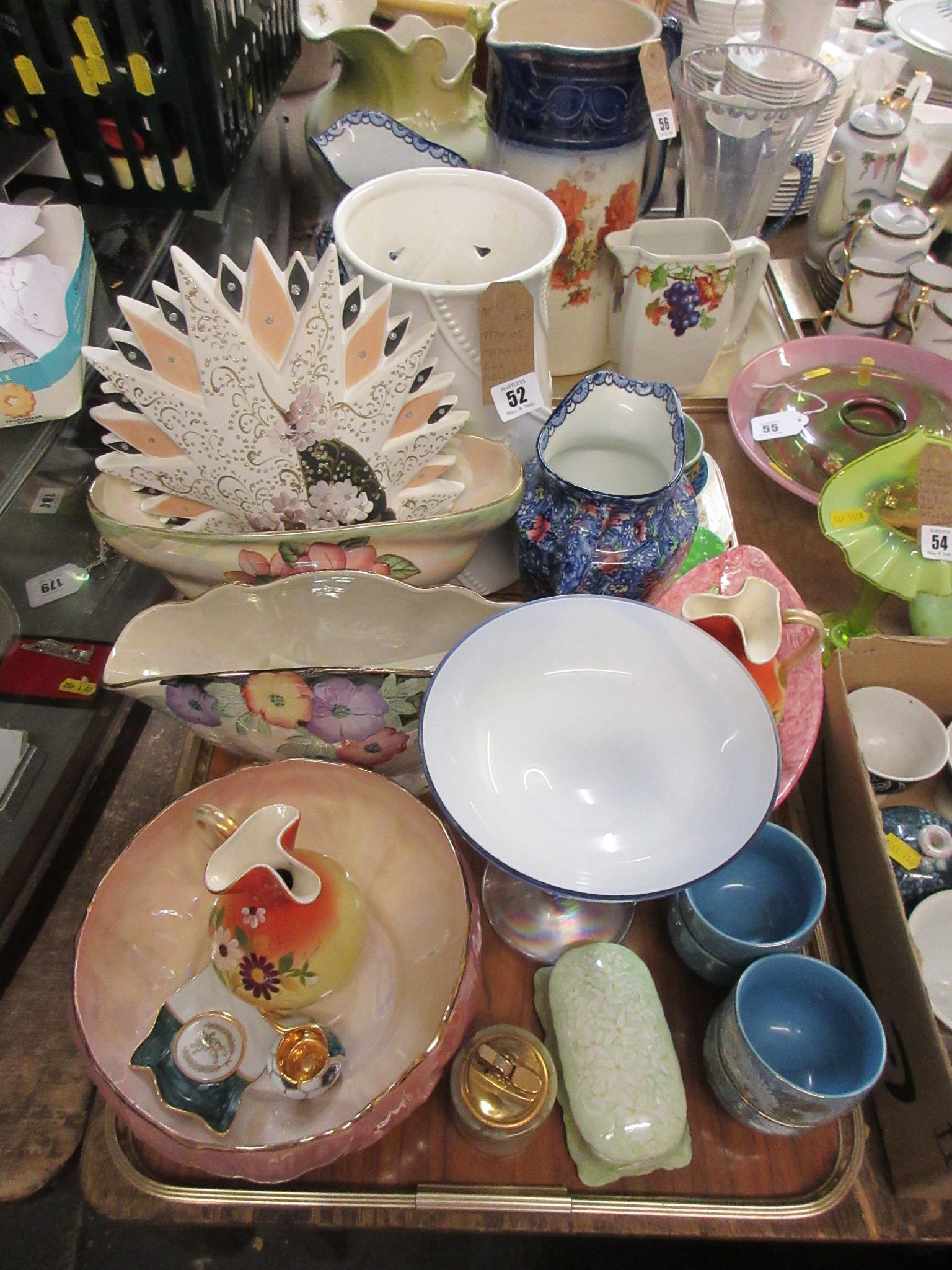 TRAY OF MALING AND OTHER CERAMICS Image