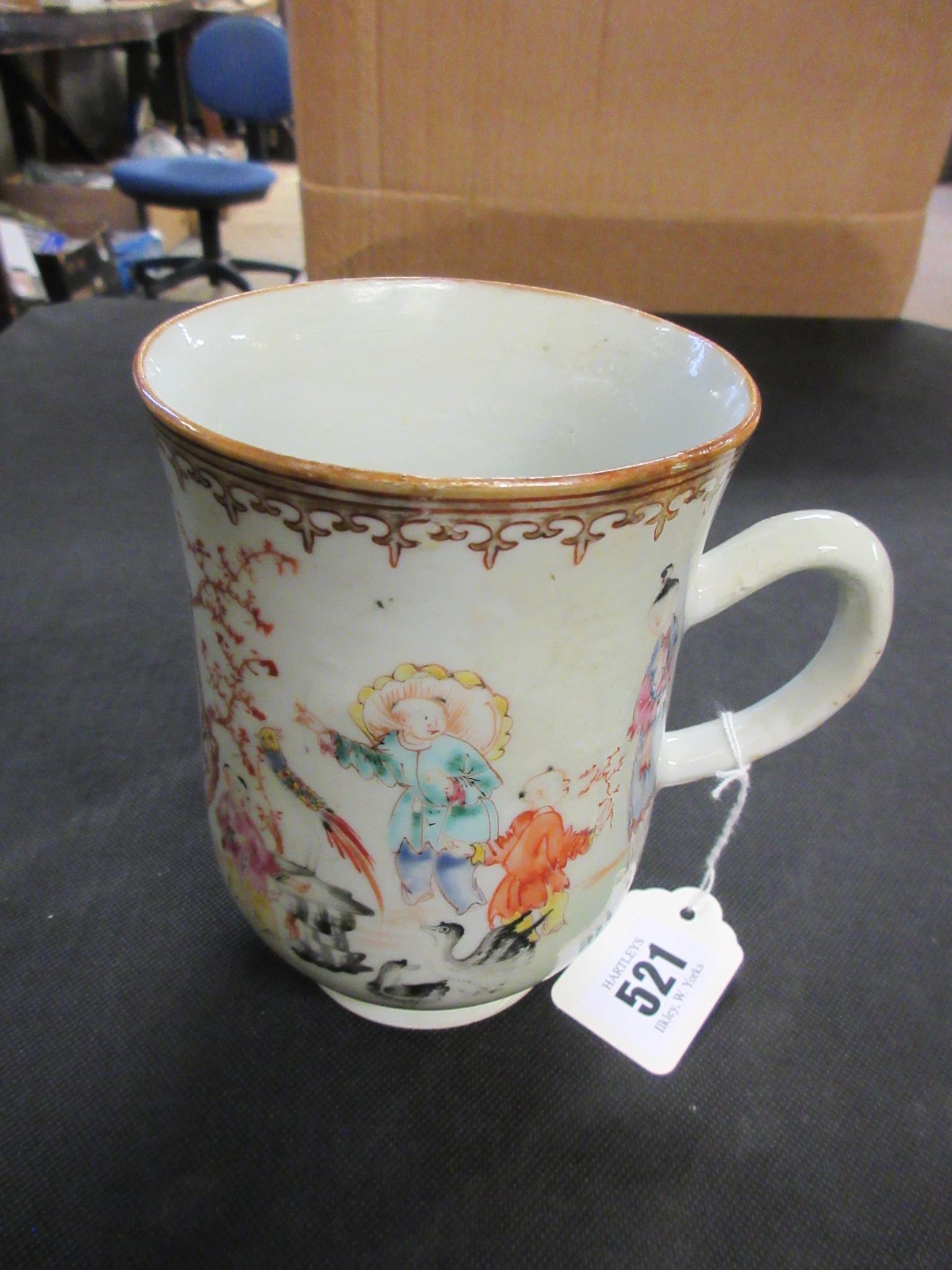LATE 18TH CENTURY CHINESE PORCELAIN MUG Image