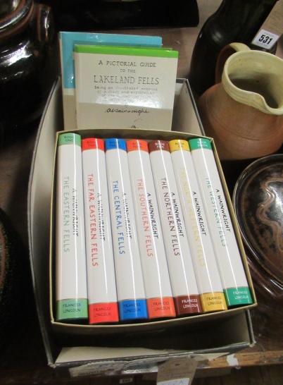 QUANTITY OF WAINWRIGHT BOOKS Image