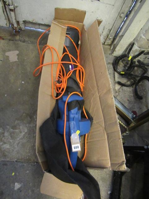 LEAF BLOWER Image