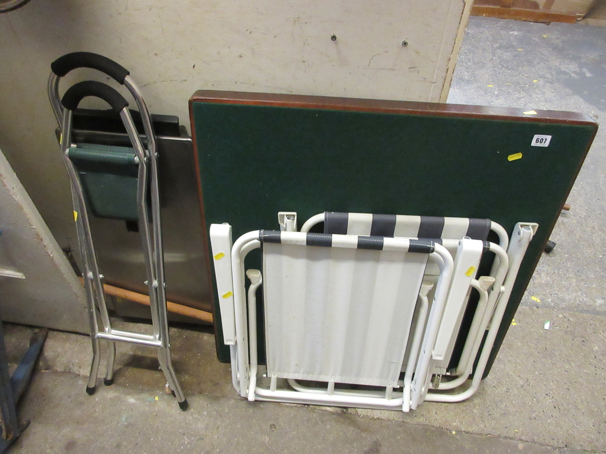 FOLDING CARD TABLE AND TWO DECK CHAIRS Image
