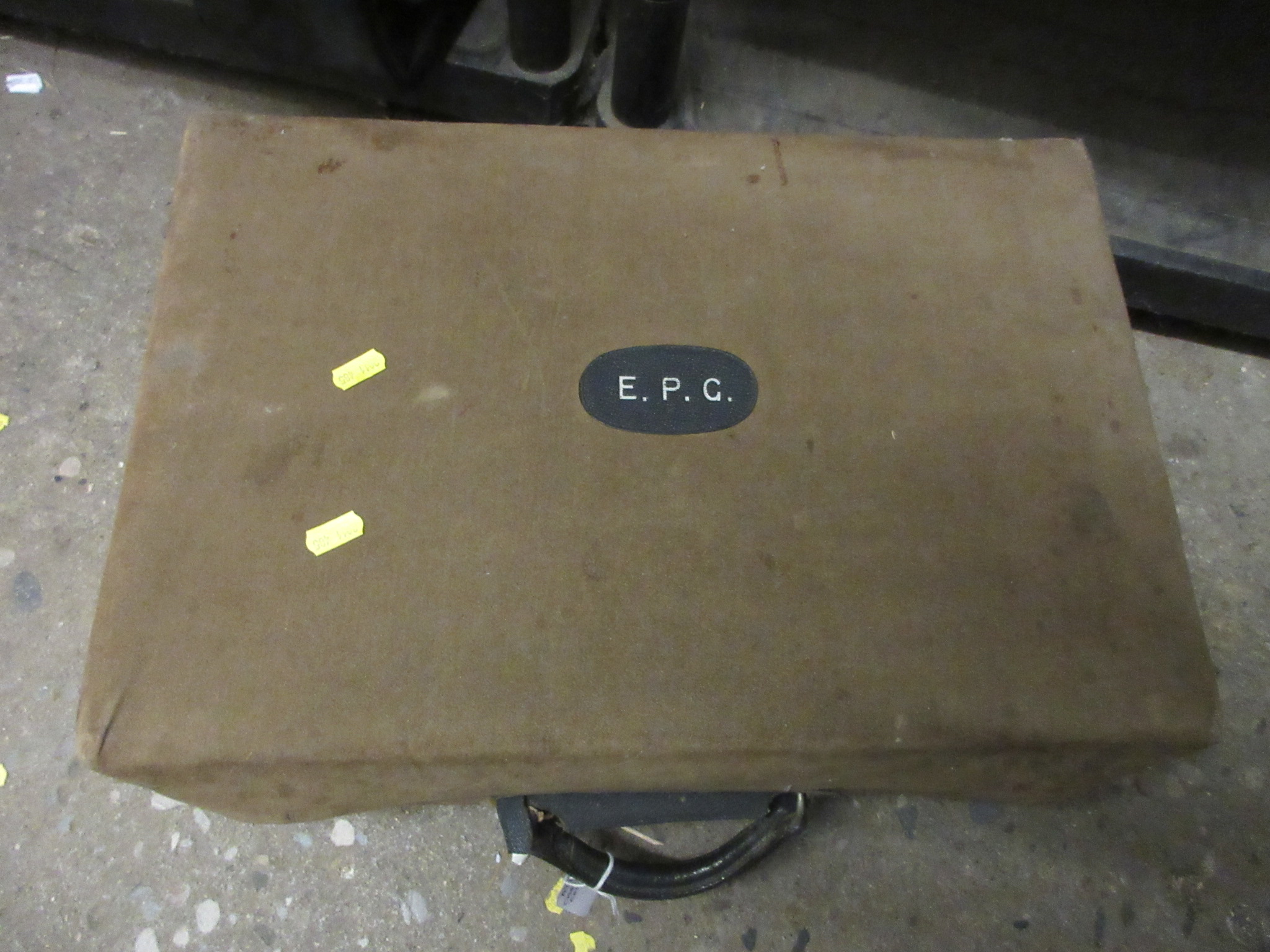 CASE AND COVER Image