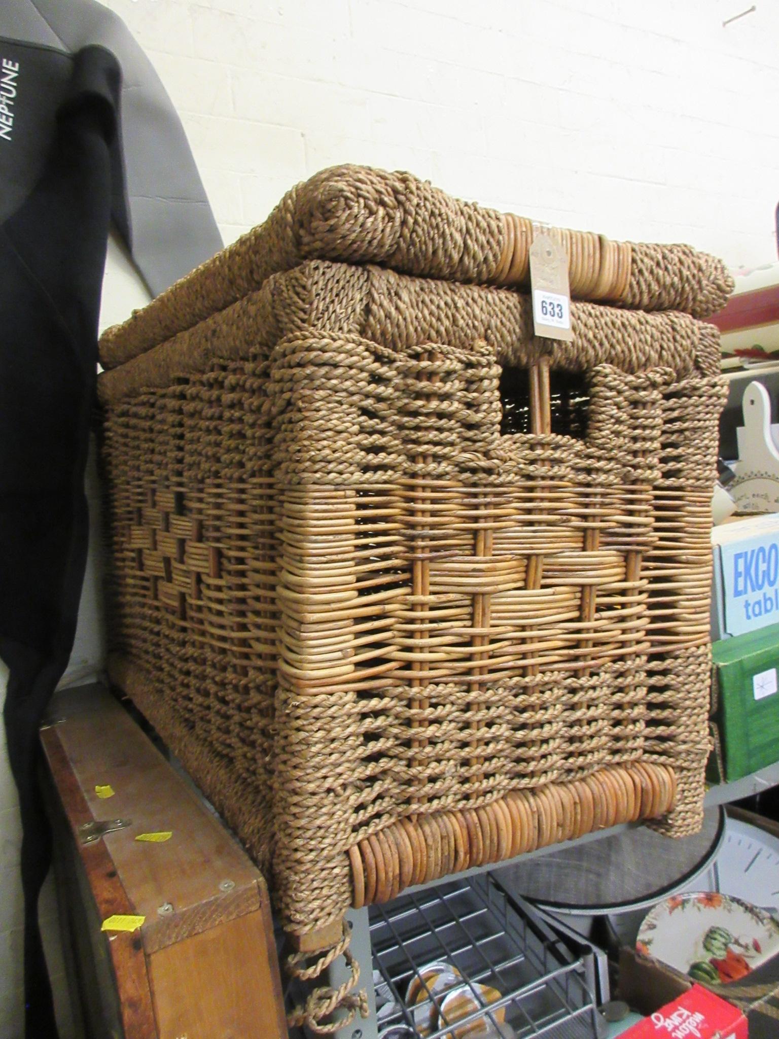 LARGE WOVEN BOX Image