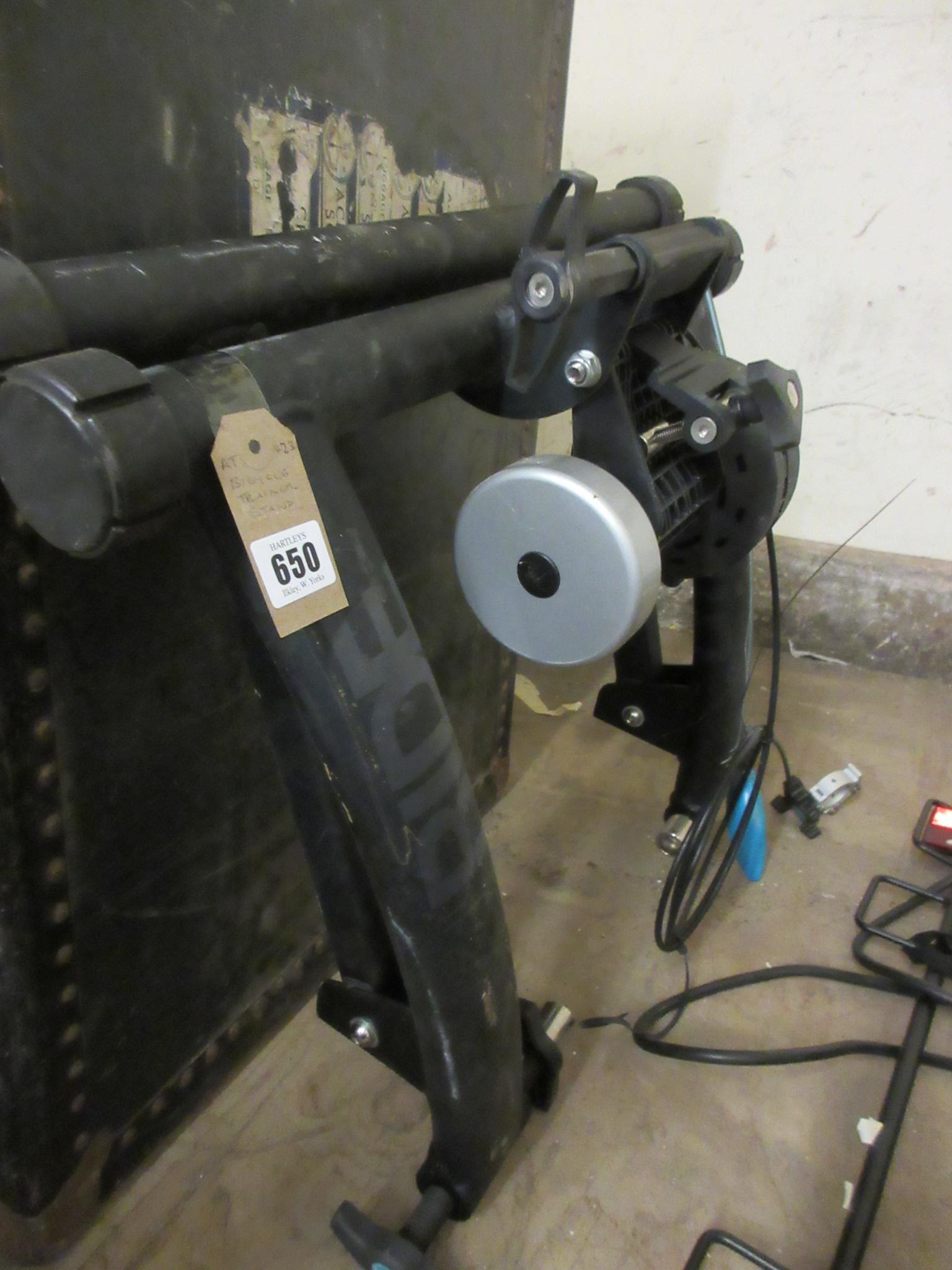 BICYCLE TRAINER STAND Image