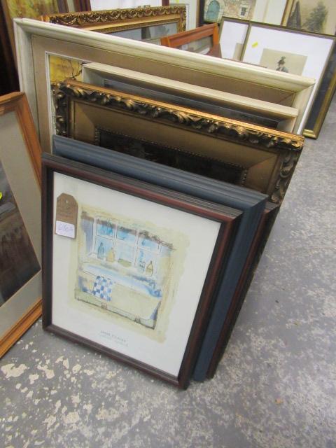 QUANTITY OF FRAMED PICTURES AND PAINTINGS Image