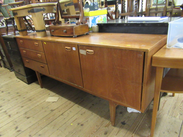 RETRO SIDEBOARD AF Image