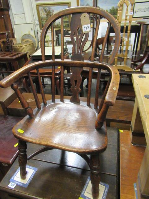 CHILD'S WINDSOR CHAIR Image