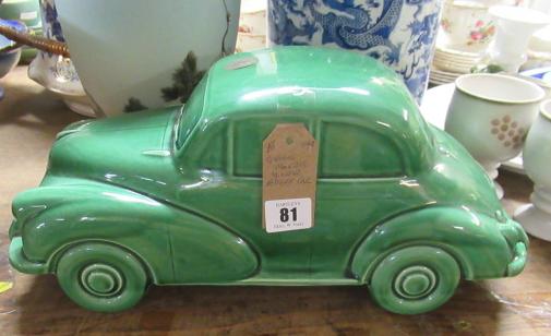 GREEN MORRIS MINOR POTTERY CAR Image
