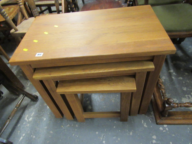 NEST OF TABLES Image