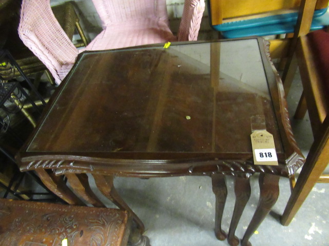 NEST OF TABLES Image