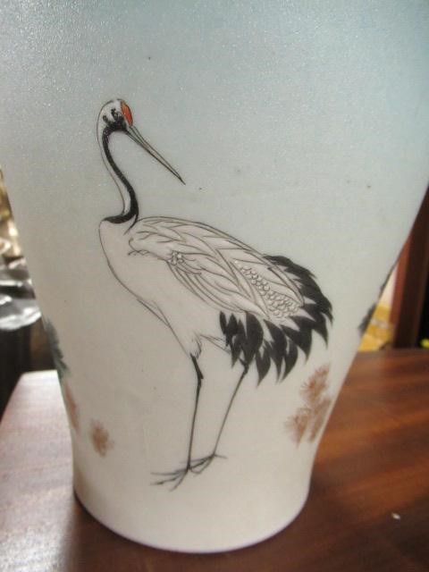 LARGE CHINESE VASE AND A JAPANESE VASE Image