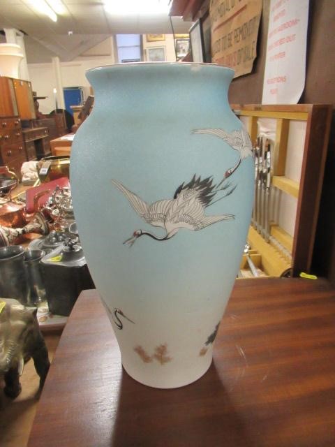 LARGE CHINESE VASE AND A JAPANESE VASE Image