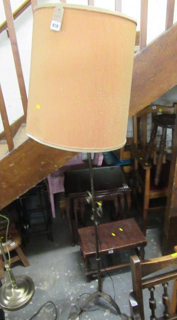 METAL STANDARD LAMP WITH SHADE Image