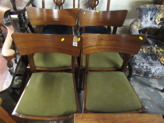 SET OF FOUR CHAIRS Image