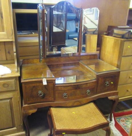 DRESSING TABLE WITH MIRROR AND MATCHING BERGERE SEATED STOOL Image