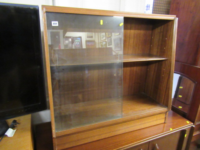GLAZED CABINET WITH SLIDING DOORS Image