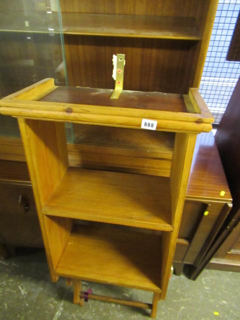 WALL MOUNTED SHELF UNIT Image
