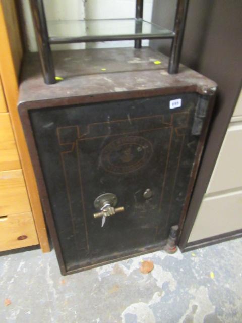 SAMUEL WITHERS AND CO SAFE WITH KEY Image