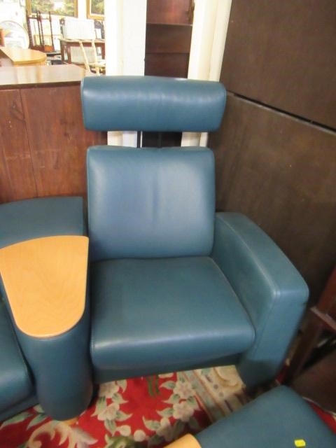 SET OF STRESSLESS CINEMA CHAIRS Image