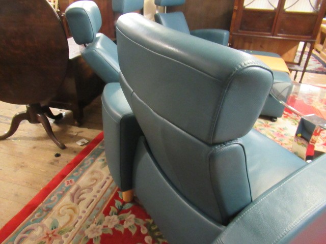 SET OF STRESSLESS CINEMA CHAIRS Image