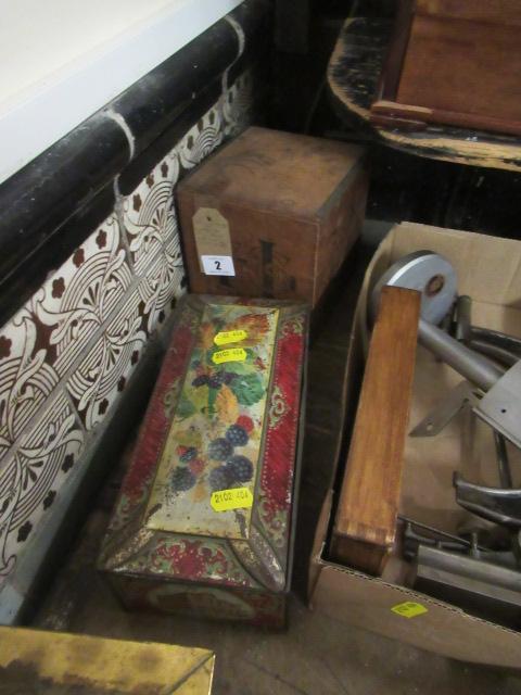 VINTAGE TIN BOX AND POCKET WATCH Image