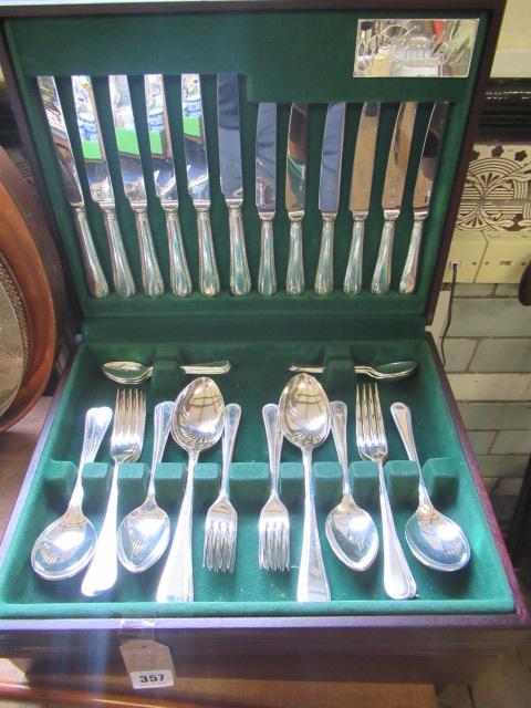 TWO BUTLERS OF SHEFFIELD CANTEENS OF CUTLERY Image