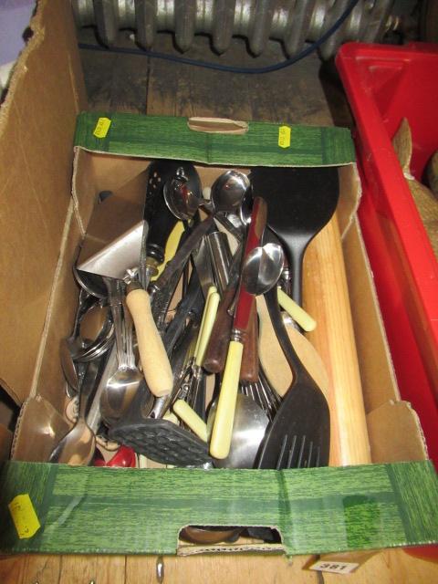 BOX OF CUTLERY AND KITCHENWARE Image