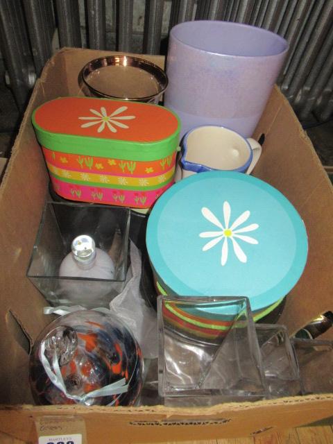 BOX OF CERAMICS AND GLASS Image