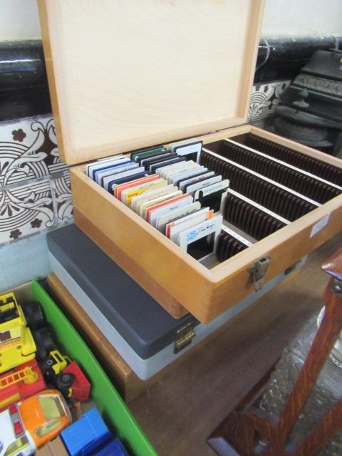 FOUR WOODEN CASES OF VINTAGE FASHION AND OTHER SLIDES Image