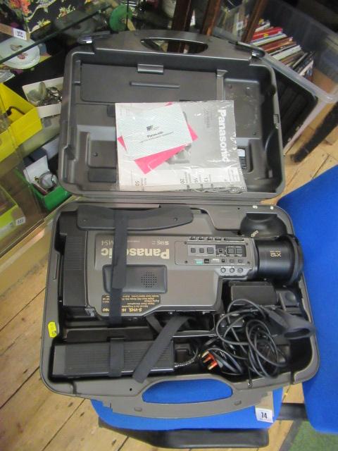 PANASONIC MV-M54B MOVIE CAMERA Image