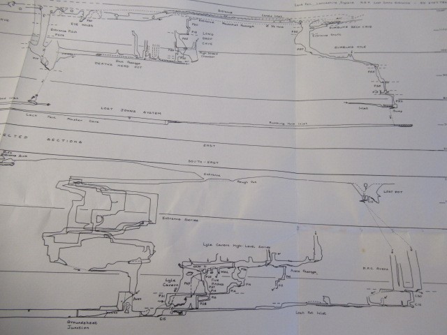THE COMPREHENSIVE ATLAS AND GEOGRAPHY OF THE WORLD BOX OF MAPS Image