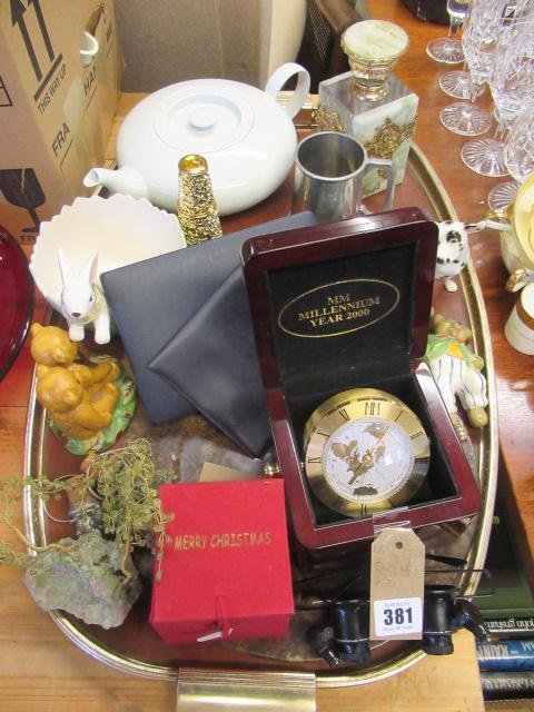 TRAY OF MISCELLANEOUS ITEMS Image