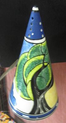 WEDGWOOD CLARICE CLIFF MAY AVENUE SUGAR SHAKER Image