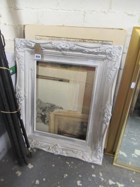 PICTURE FRAME AND A QUANTITY OF PRINTS Image