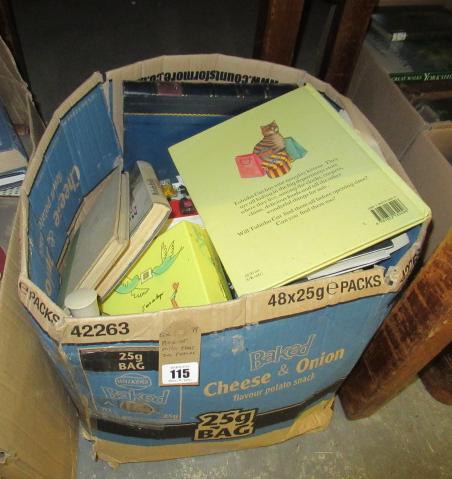 BOX OF MISCELLANEOUS INCLUDING PERFUME Image