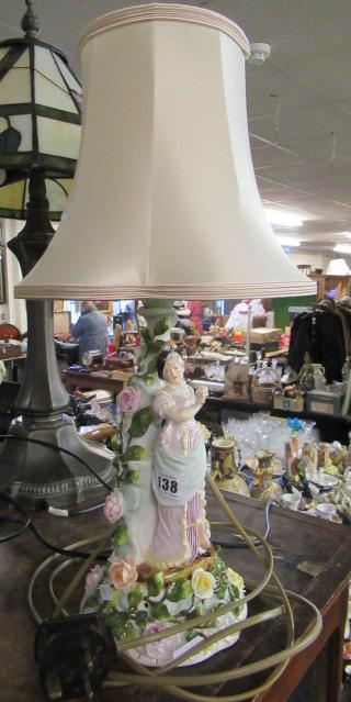 FIGURAL TABLE LAMP Image