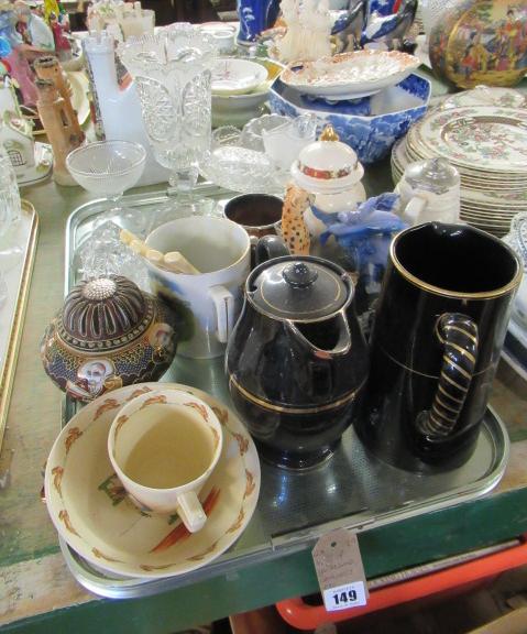 TRAY OF GLASS AND CERAMICS Image