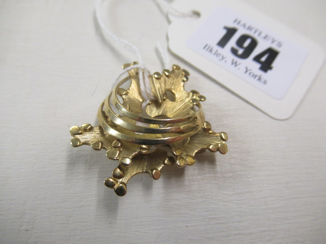 9CT GOLD ABSTRACT BROOCH Image