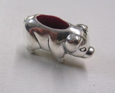 SILVER PIG PIN CUSHION Image
