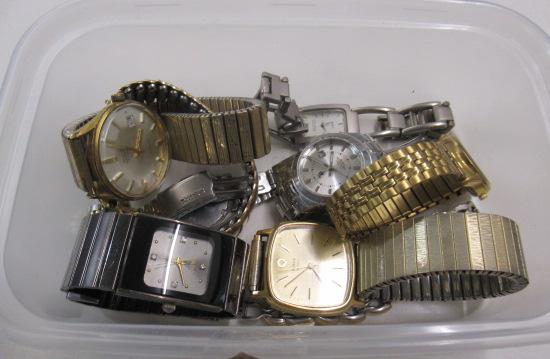 QUANTITY OF LADYS AND GENTS WATCHES Image