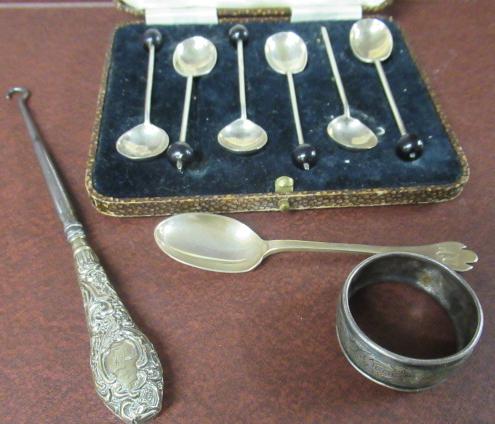 CASED SET OF SIX  COFFEE BEAN SPOONS AND THREE OTHERS Image