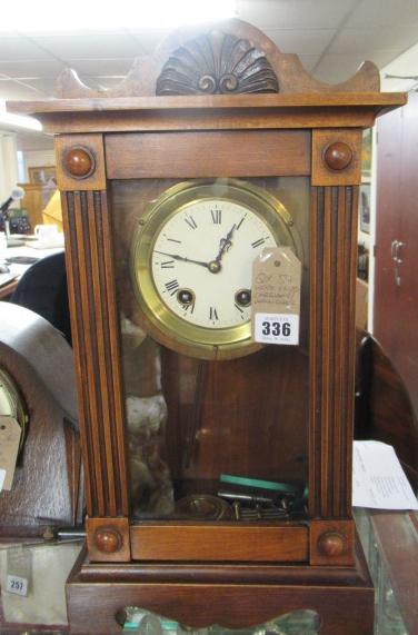 WOOD CASED MANTLE CLOCK Image