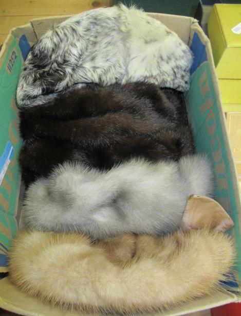 BOX OF VINTAGE MINK HATS Image