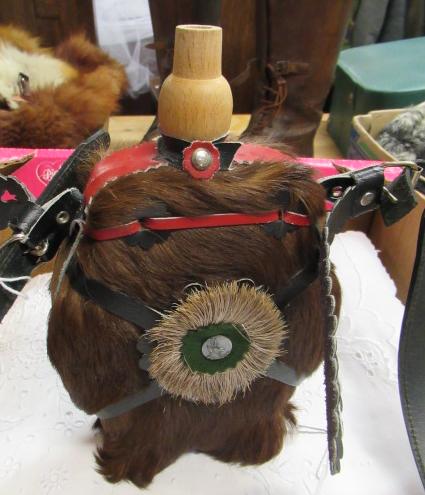 GENTS BAVARIAN FUR COVERED FLASK Image