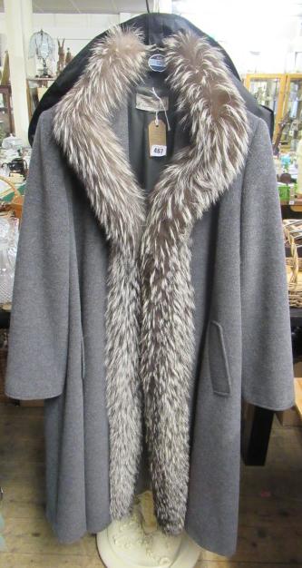 LADIES ITALIAN SILVER FOX TRIMMED WOOL AND CASHMERE MIX COAT Image