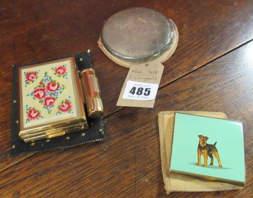 THREE COMPACTS Image